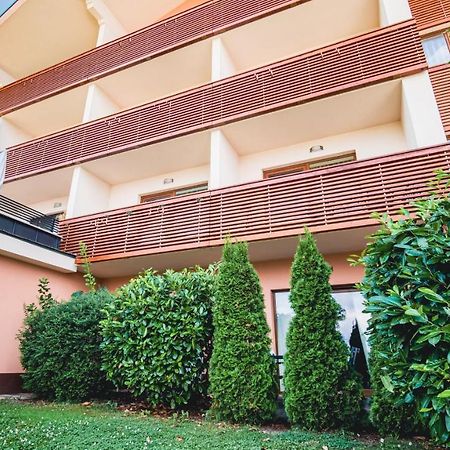 Alpe Adria Apartments - Top 1 By S4Y Фаак ам Зее Екстериор снимка